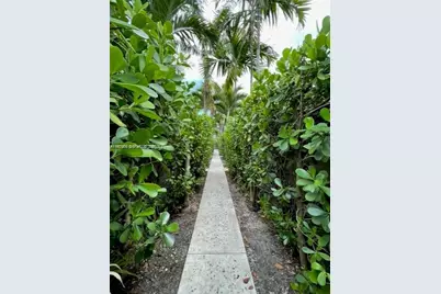 118 NW 24th St, Miami, FL 33127 - Photo 7