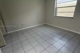 2566 W 73rd Pl, Hialeah, FL 33016 - Photo 15