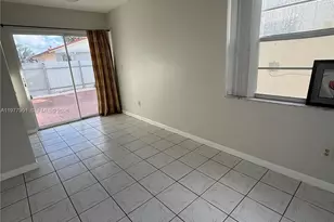 2566 W 73rd Pl, Hialeah, FL 33016 - Photo 9