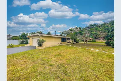192 SW 62nd Ter, Plantation, FL 33317 - Photo 5