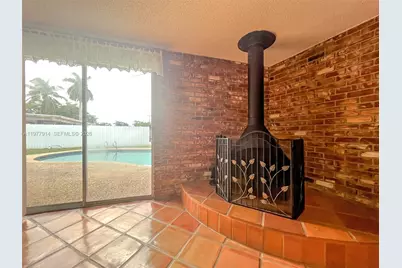 192 SW 62nd Ter, Plantation, FL 33317 - Photo 29