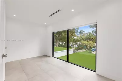 2225 SW 18th Ave, Miami, FL 33145 - Photo 35