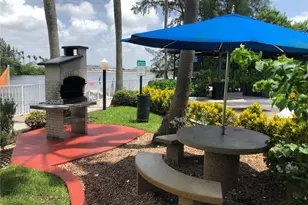 5099 NW 7th St, Miami, FL 33126 - Photo 13