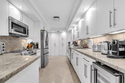 1121 Crandon Blvd #E1203, Key Biscayne, FL 33149 - Photo 11