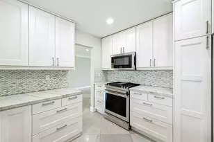 2770 NE 8th Ct, Pompano Beach, FL 33062 - Photo 13