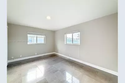 2770 NE 8th Ct, Pompano Beach, FL 33062 - Photo 21