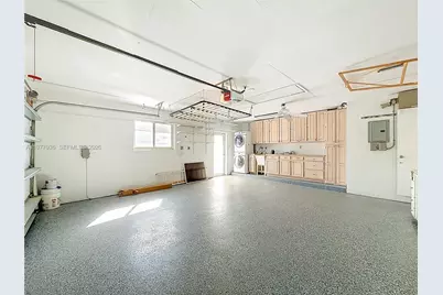 2770 NE 8th Ct, Pompano Beach, FL 33062 - Photo 39