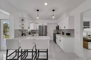 20 NE 29th St, Wilton Manors, FL 33334 - Photo 3