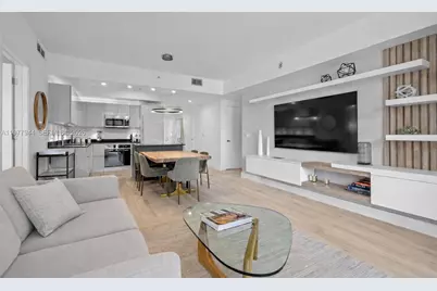 1010 Brickell Ave #4009, Miami, FL 33131 - Photo 3