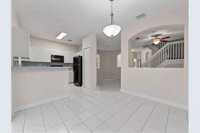2537 SE 15th Ct, Homestead, FL 33035 - Photo 11