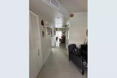 2385 W 69th St #2385-A, Hialeah, FL 33016 - Photo 7