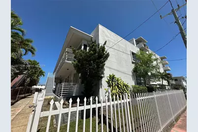 8321 Crespi Blvd #4, Miami Beach, FL 33141 - Photo 1