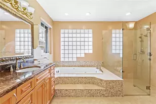 10091 NW 7th St, Plantation, FL 33324 - Photo 19