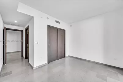 88 SW 7th St #806, Miami, FL 33130 - Photo 43