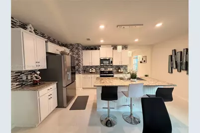 12422 SW Rimini Way, Port Saint Lucie, FL 34987 - Photo 7