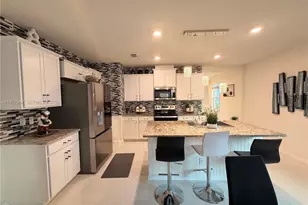 12422 SW Rimini Way, Port Saint Lucie, FL 34987 - Photo 7