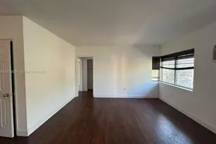 8321 Crespi Blvd, Miami Beach, FL 33141 - Photo 3