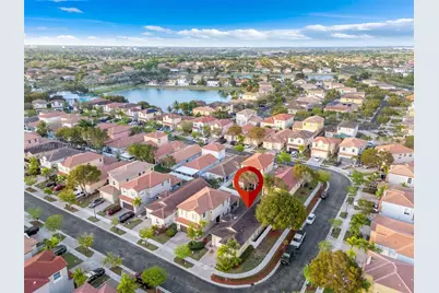 3983 NE 12th Dr, Homestead, FL 33033 - Photo 3