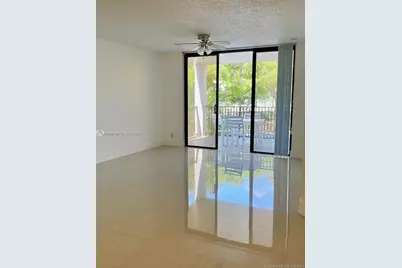 10131 W Sunrise Blvd #204, Plantation, FL 33322 - Photo 9