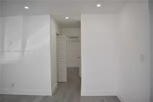 900 NW 8th Ave, Pompano Beach, FL 33060 - Photo 7