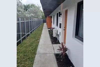 900 NW 8th Ave #3, Pompano Beach, FL 33060 - Photo 19