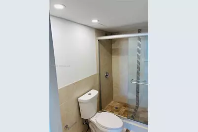 2333 Brickell Ave #1115, Miami, FL 33129 - Photo 13