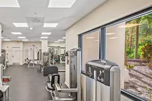 2333 Brickell Ave, Miami, FL 33129 - Photo 29