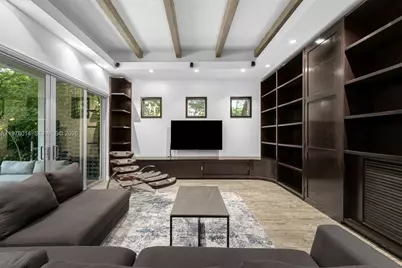 101 SW 21st Rd, Miami, FL 33129 - Photo 11