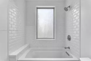 101 SW 21st Rd, Miami, FL 33129 - Photo 25