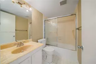 13455 SW 3rd St, Pembroke Pines, FL 33027 - Photo 9
