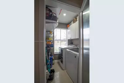 10704 SW 167th St, Miami, FL 33157 - Photo 15