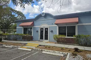 201 SW 84th Ave, Plantation, FL 33324 - Photo 1