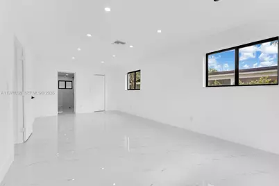 695 W 73 Pl, Hialeah, FL 33014 - Photo 19
