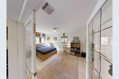 1131 NE 97th St, Miami Shores, FL 33138 - Photo 15