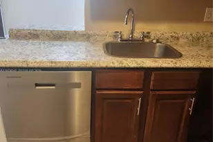 [Address not provided], Oakland Park, FL 33309 - Photo 5