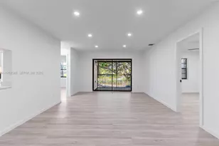 3631 NW 94th Ave, Sunrise, FL 33351 - Photo 7