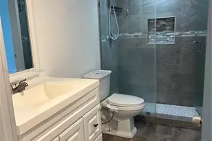 8879 Fontainebleau Blvd, Miami, FL 33172 - Photo 11