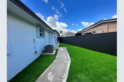 17100 NW 77th Ct #1, Hialeah, FL 33015 - Photo 1