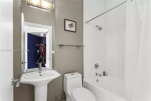 2020 N Bayshore Dr, Miami, FL 33137 - Photo 57