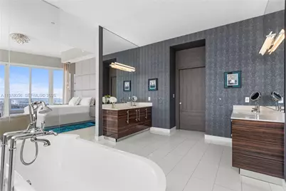 2020 N Bayshore Dr #PH 4702, Miami, FL 33137 - Photo 37