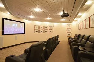 253 NE 2nd St, Miami, FL 33132 - Photo 23