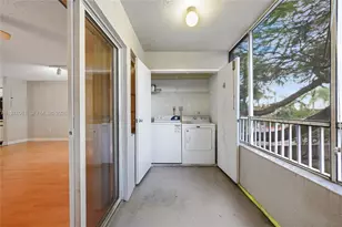 2871 N Oakland Forest Dr, Oakland Park, FL 33309 - Photo 19