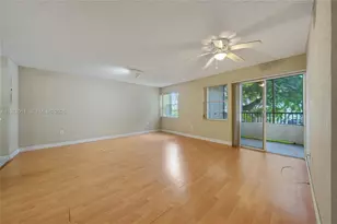 2871 N Oakland Forest Dr, Oakland Park, FL 33309 - Photo 5