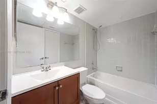 2871 N Oakland Forest Dr, Oakland Park, FL 33309 - Photo 13