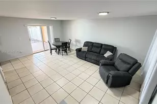 11249 SW 33rd Cir Pl, Miami, FL 33165 - Photo 3