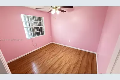 11249 SW 33rd Cir Pl, Miami, FL 33165 - Photo 15