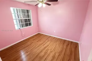 11249 SW 33rd Cir Pl, Miami, FL 33165 - Photo 15