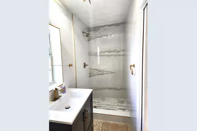 1030 NW 48th St #0, Miami, FL 33127 - Photo 23