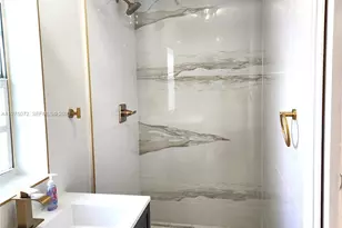 1030 NW 48th St, Miami, FL 33127 - Photo 23