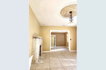 1030 NW 48th St #0, Miami, FL 33127 - Photo 9